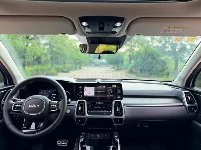 Kia Sorento 2.2 máy dầu Signature 2025