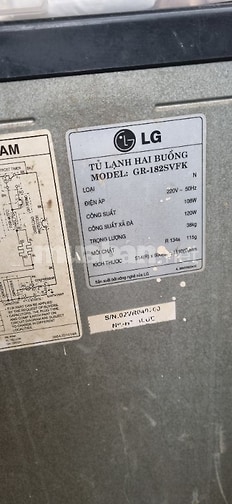 Bán tủ lạnh LG 140 màu đen, đang dùng