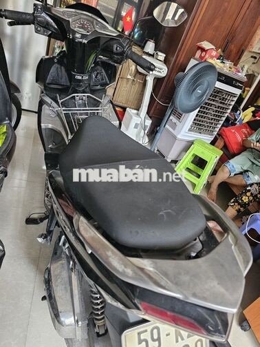 Honda Air Blade 2016 màu đen chính chủ