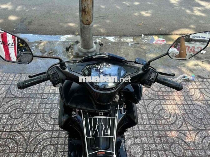 Yamaha NVX 125 2019 màu đen bạc