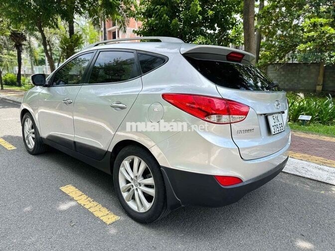 Hyundai Tucson 2012 Tự động màu Bạc