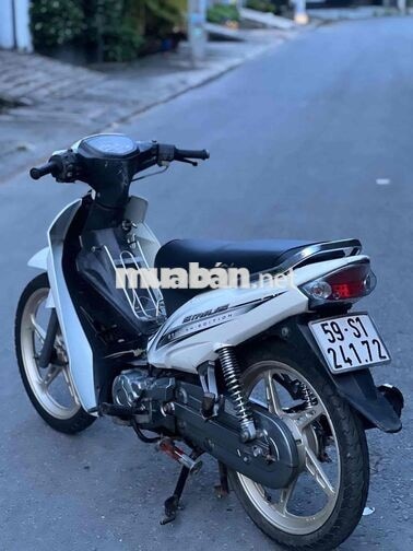 Yamaha Sirius 2011 màu trắng đen mới 90%