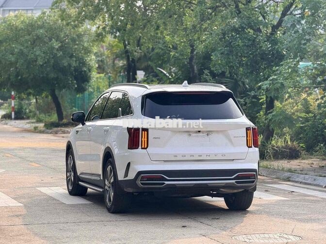 Kia Sorento 2.2 máy dầu Signature 2025
