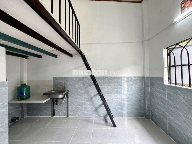 Dãy Trọ Trệt Gác Cao Trống Sẵn Ở Liền