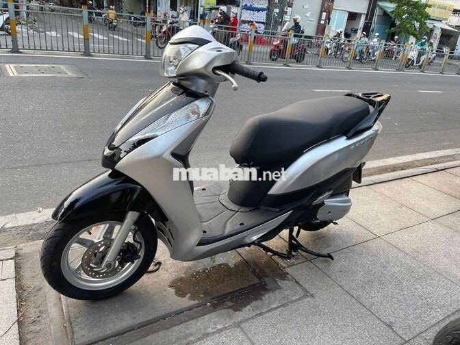 HONDA LEAD 2016 BẠC ĐEN ĐÃ SỬ DỤNG