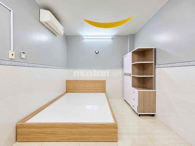 Cho Thuê Phòng Gác Cửa Sổ Nội Thất Đầy Đủ Gần Hoà Bình - Đầm Sen Q11