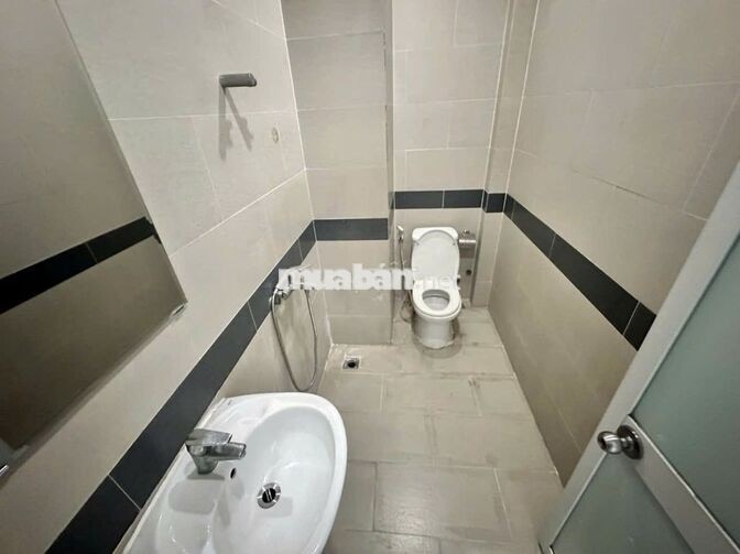 🏢 CHO THUÊ SÀN VĂN PHÒNG 60M² – MẶT TIỀN NƠ TRANG LONG