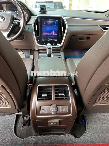 VinFast Lux SA 2019 Plus