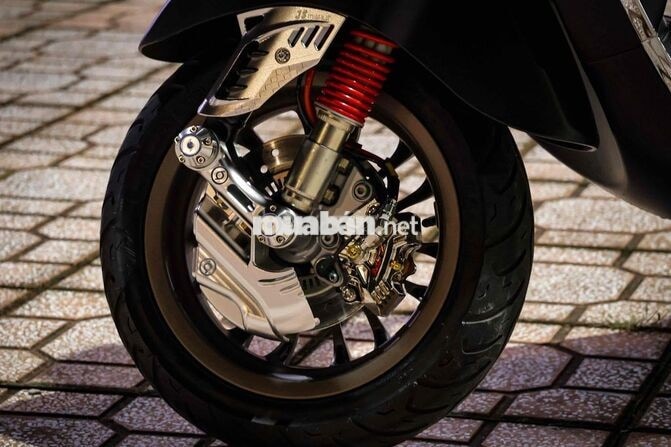 Piaggio Sprint 150 2024 8k km Đen nhám