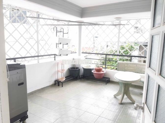 Cho thuê nhà hẻm 528 ĐIện Biên Phủ