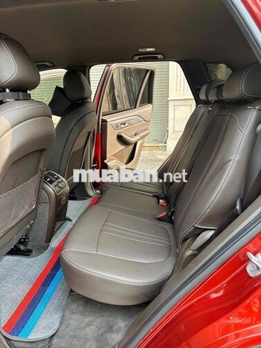VinFast Lux SA 2019 Plus