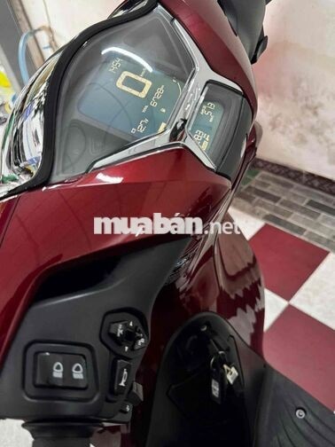 Honda SH 150i Đỏ đen - Cuối 2022 đỏ đen sporty