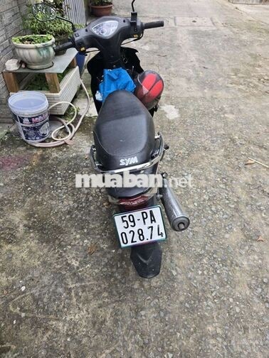 Xe máy số SYM 50cc màu Đen đỏ