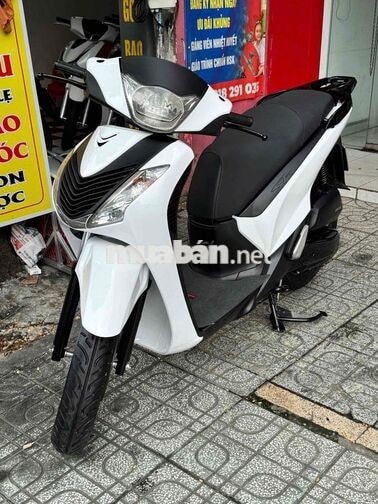 Honda SH 125i 2016 Trắng đen spoty