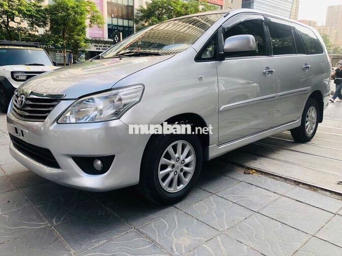 TOYOTA INNOVA 2013 2.0G TỰ ĐỘNG BẠC