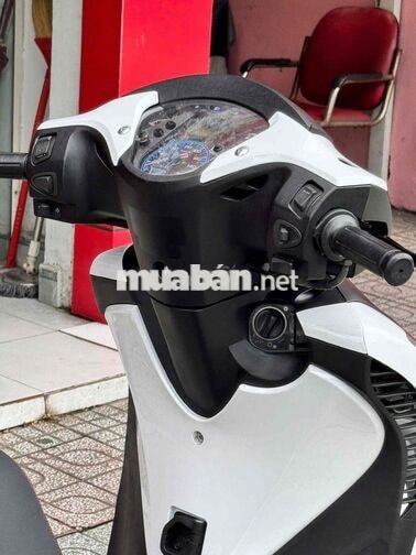 Honda SH 125i 2016 Trắng đen spoty