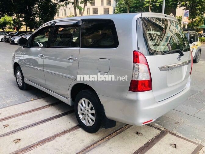 TOYOTA INNOVA 2013 2.0G TỰ ĐỘNG BẠC