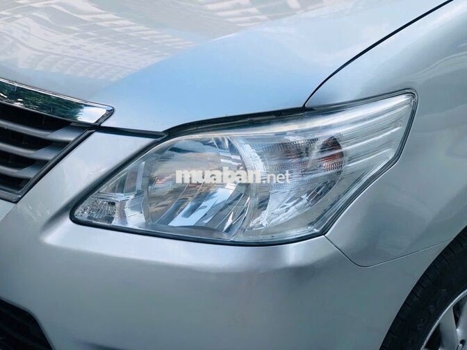 TOYOTA INNOVA 2013 2.0G TỰ ĐỘNG BẠC