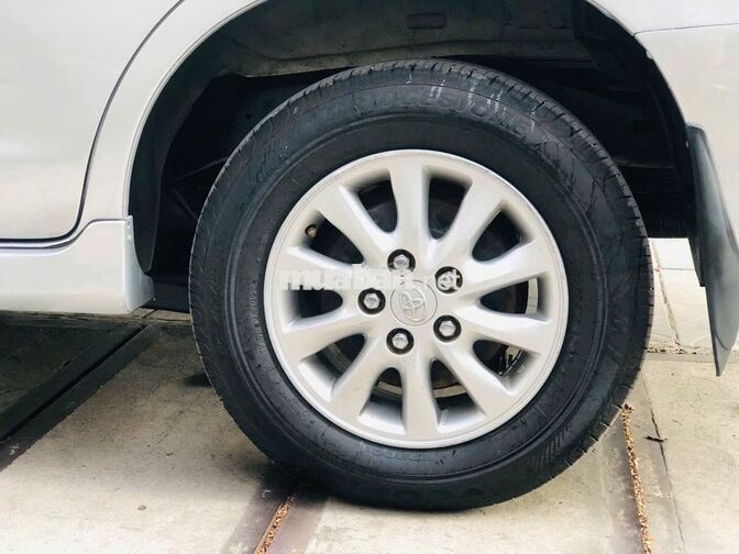 TOYOTA INNOVA 2013 2.0G TỰ ĐỘNG BẠC