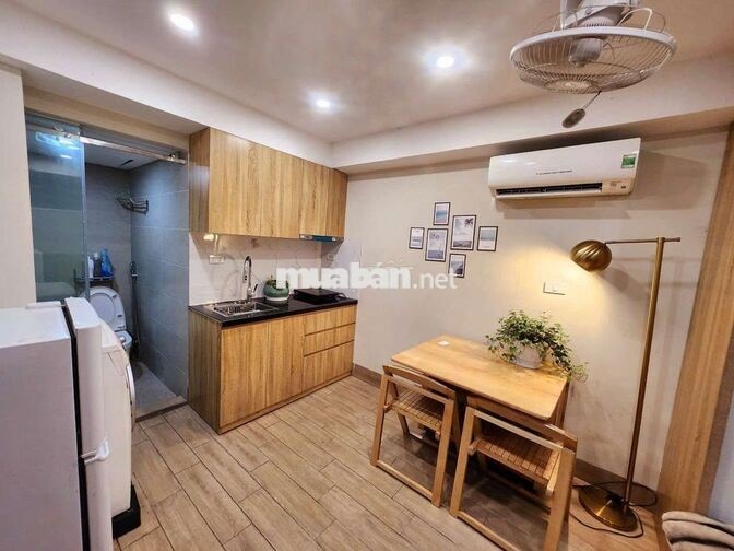 Siêu phẩm CCMN 25m2 Full đồ xịn sò. máy giặt riêng tại Ngõ Hoà Bình 6