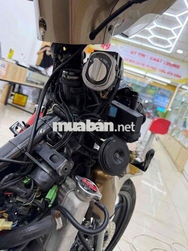 Honda Future 125i, Máy 58 máy nước, 5 Số