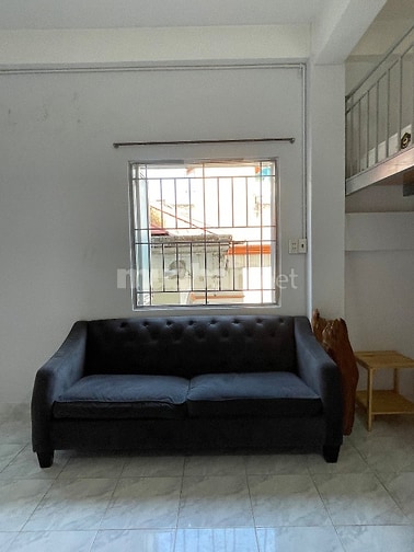 CHÍNH CHỦ CHO THUÊ PHÒNG 35m2 NGAY CHỢ CHỈ 5,5tr