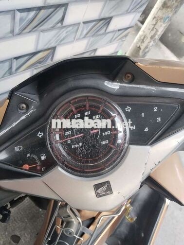 Honda Wave RSX màu Vàng đồng