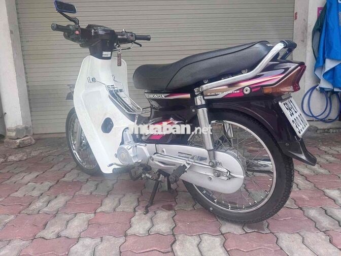 Honda Super Dream màu Nâu
