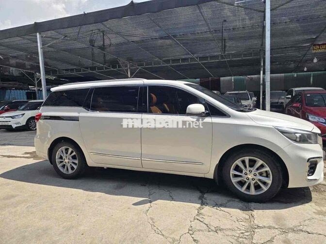 KIA Sedona 2017 bản Full