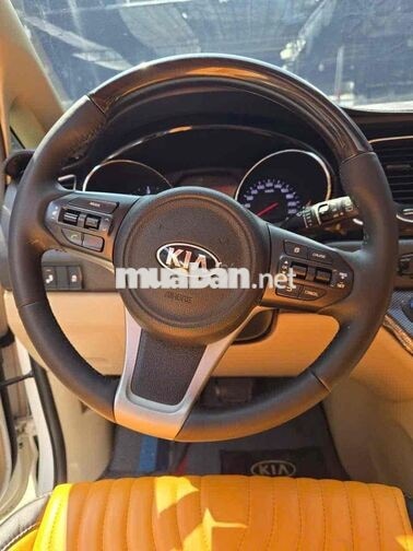 KIA Sedona 2017 bản Full