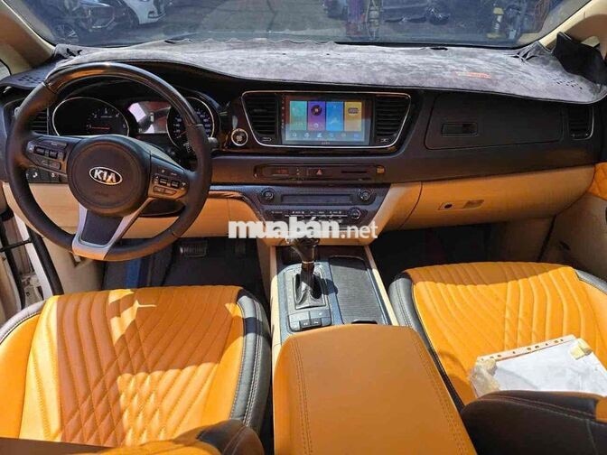 KIA Sedona 2017 bản Full