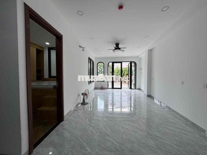 CHO THUÊ MẶT BẰNG VỪA KINH DOANH VỪA Ở - NGAY CHỢ TÂN MỸ Q7