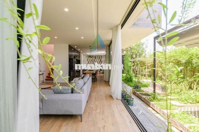 Cần cho thuê nhà 2 tầng đường Bờ Quan 3. P.Ngũ Hành Sơn full nội thất