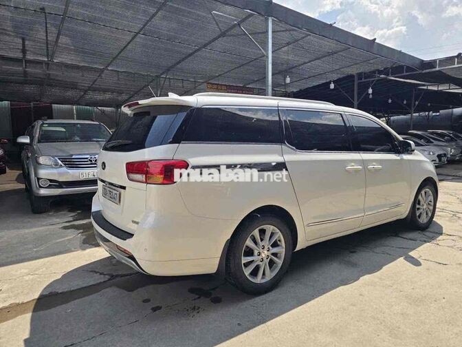 KIA Sedona 2017 bản Full