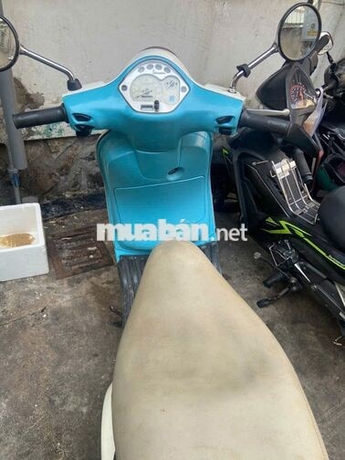 Xe máy Piaggio Vespa Xanh trắng