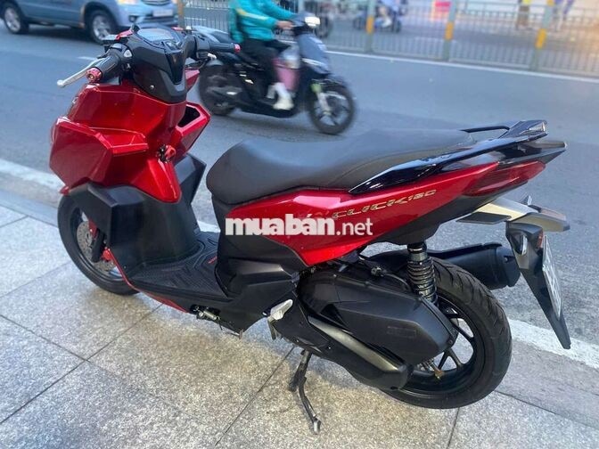 Honda Vario 160 2023 đỏ mới 90%