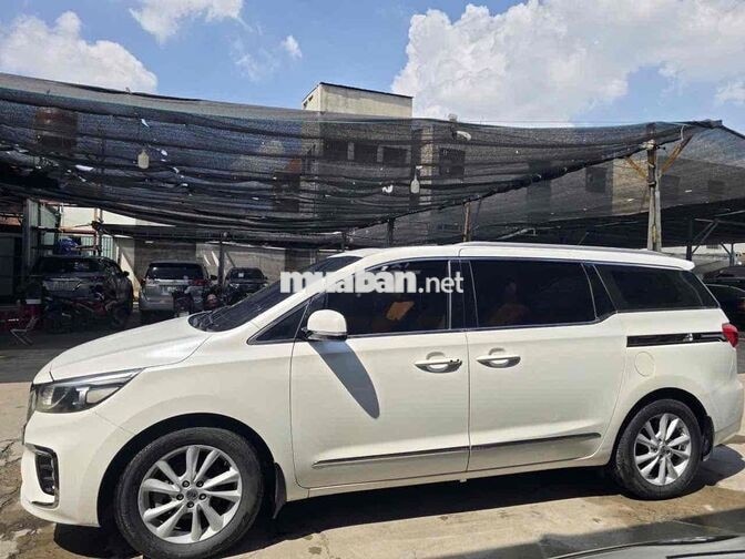KIA Sedona 2017 bản Full