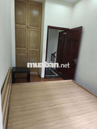 cho thuê nhà 4 tầng mặt ngõ kinh doanh 
