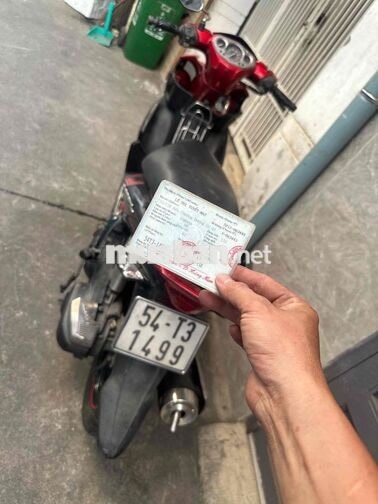 Yamaha 132cc màu Đen đỏ