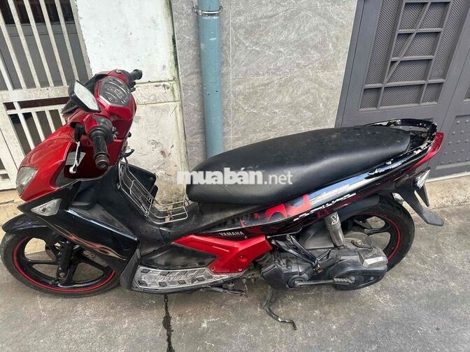 Yamaha 132cc màu Đen đỏ