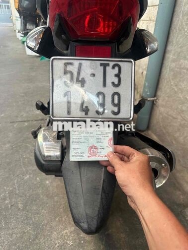 Yamaha 132cc màu Đen đỏ