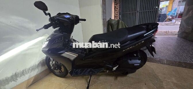Honda Air Blade 2024 4 val dưới 8k km đen