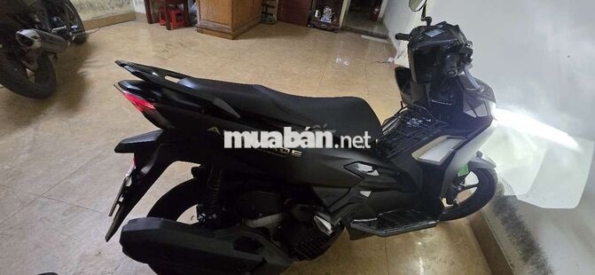 Honda Air Blade 2024 4 val dưới 8k km đen
