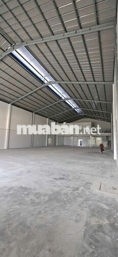xưởng 650m giá 55tr có trạm điện , pccc Đức Hòa Long An