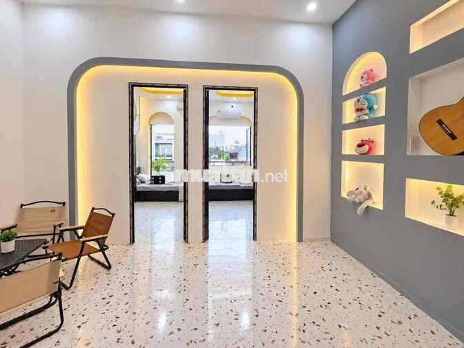 Thuê Căn Hộ 2PN 40m² Full Nội Thất Sang Xịn–Giá 10.5Tr–CMT8, Tân Bình