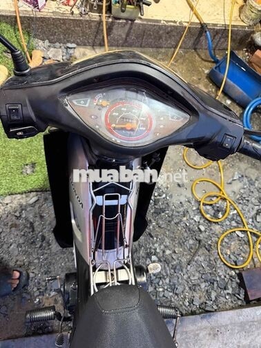 Daelim Wave 50cc màu Đen bạc