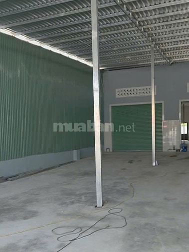 Cần cho thuê gấp nhà mặt tiền mới xây dựng, đường Lê Văn Lương,