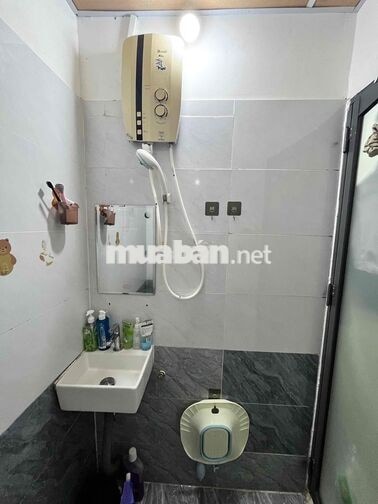 PHÒNG TRỌ CÓ BAN CÔNG NGUYỄN TRI PHƯƠNG Quận 10