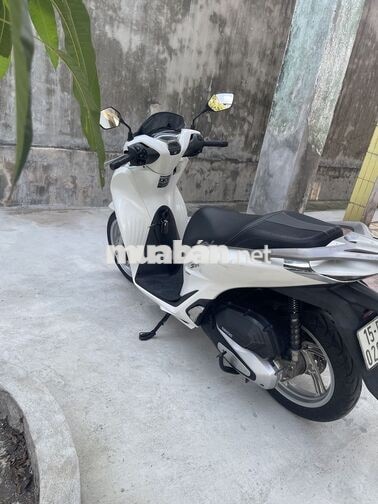 Honda SH 150i màu Trắng