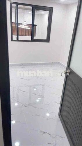 Cho thuê nhà Huỳnh Văn Bánh Phú Nhuận - HXH, nhà 1 trệt 2 lầu